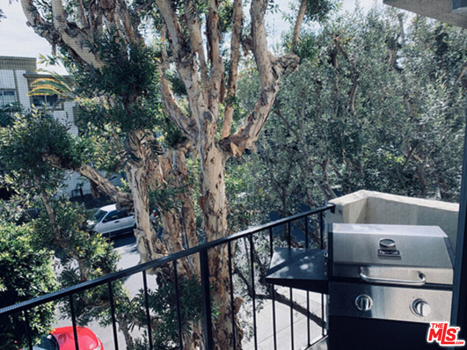 8163 REDLANDS ST Unit: 25