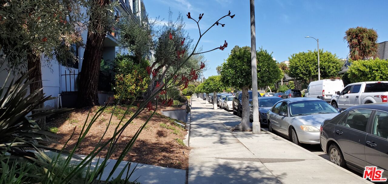 8163 REDLANDS ST Unit: 25