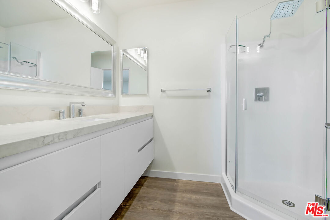 18445 Hatteras St Unit: 102