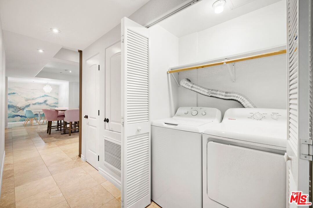 11633 Chenault St Unit: 202