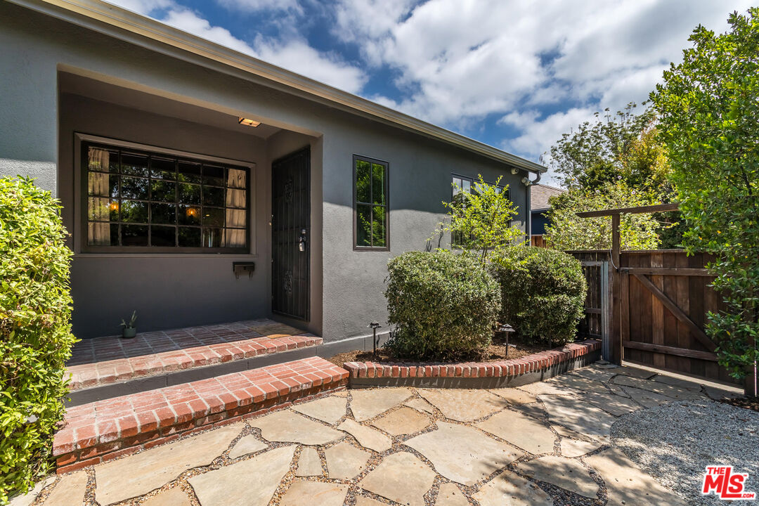 4440 Elmer Ave