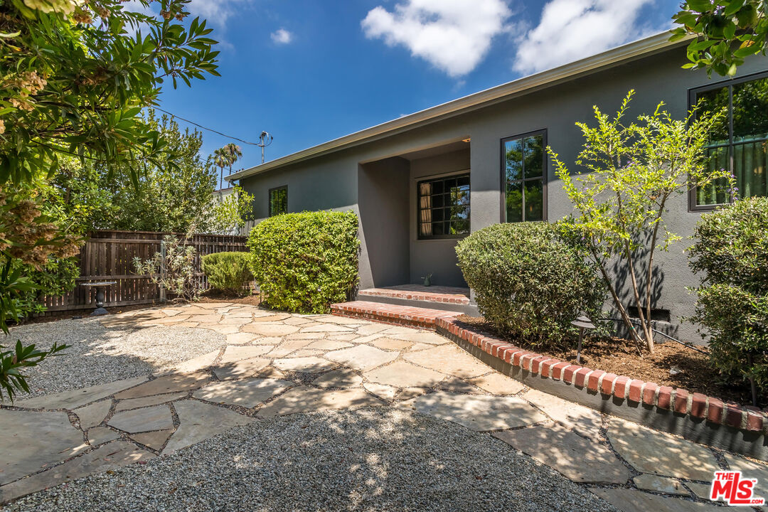4440 Elmer Ave