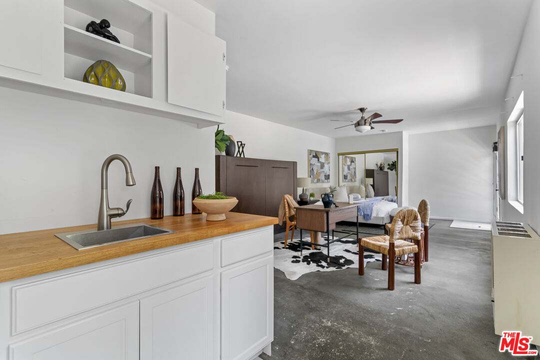 4440 Elmer Ave