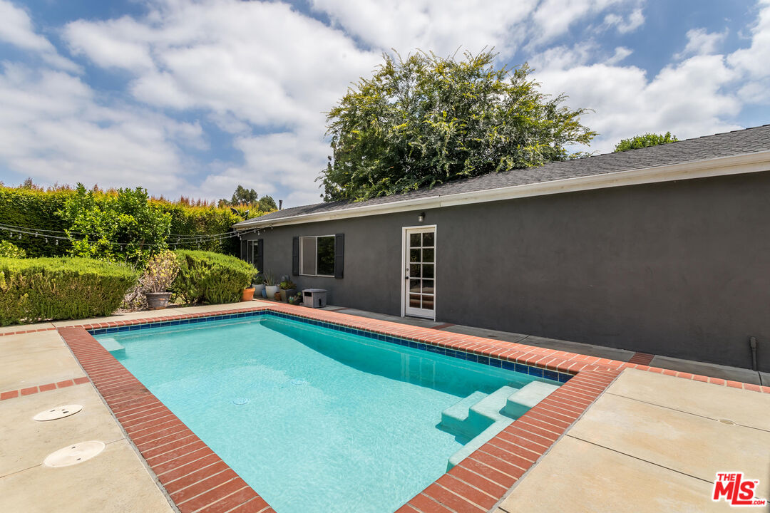 4440 Elmer Ave
