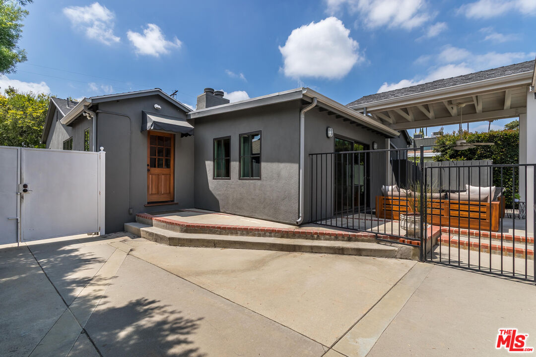 4440 Elmer Ave