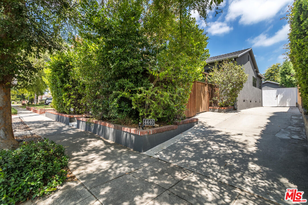 4440 Elmer Ave