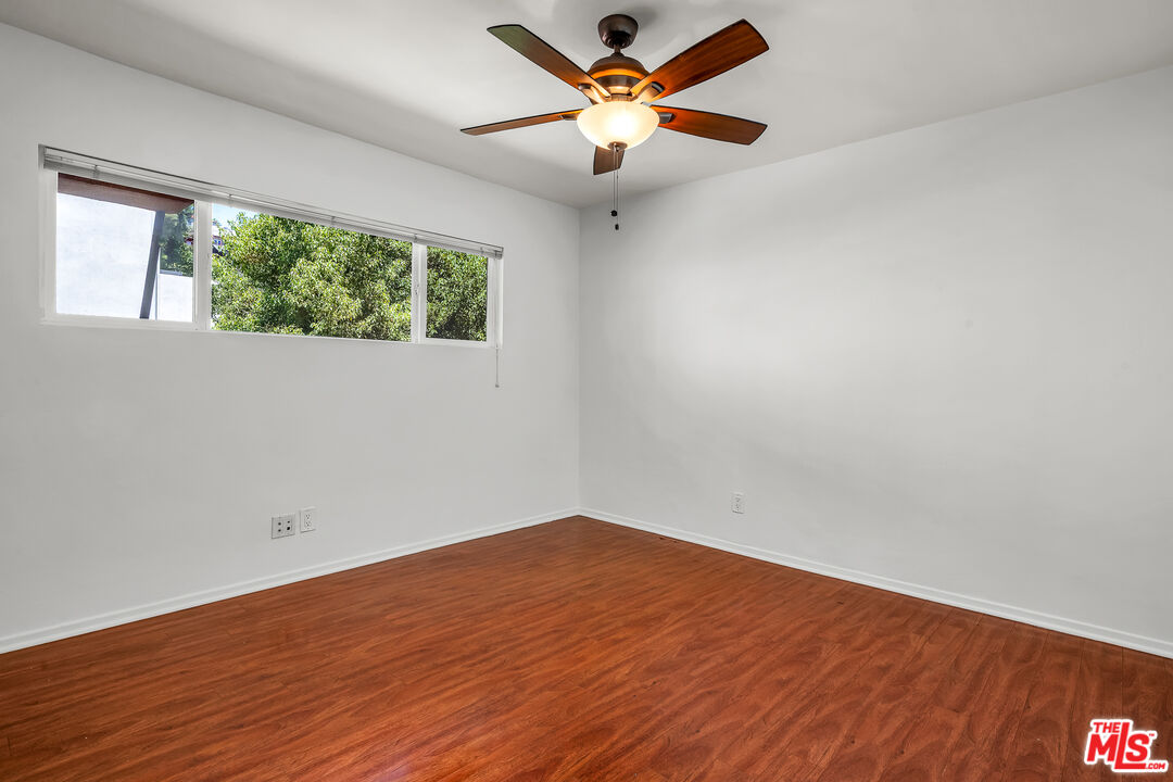 1648 Edgecliffe Dr Unit: 1