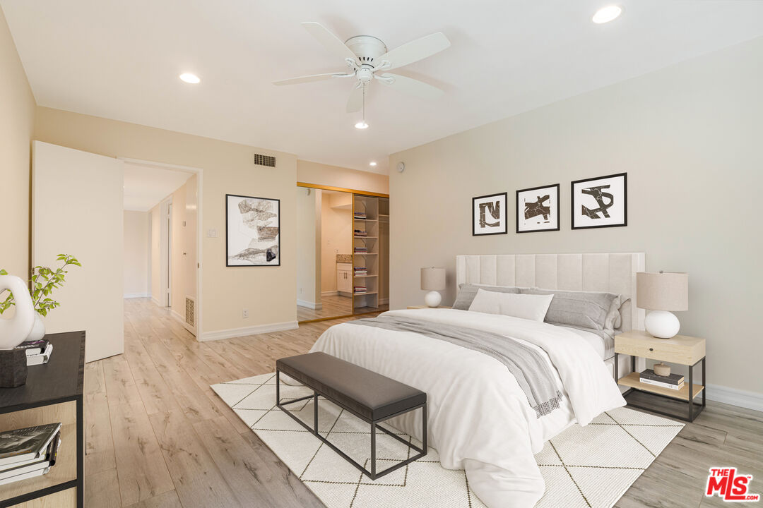 4950 Louise Ave Unit: 306