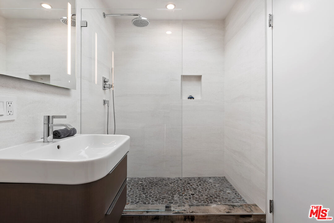 27400 Pacific Coast Hwy Unit: 108