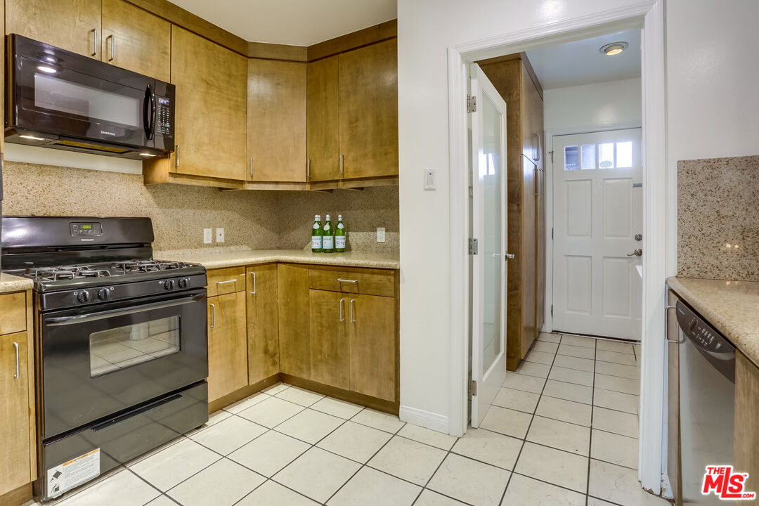 1416 S Spaulding AVE