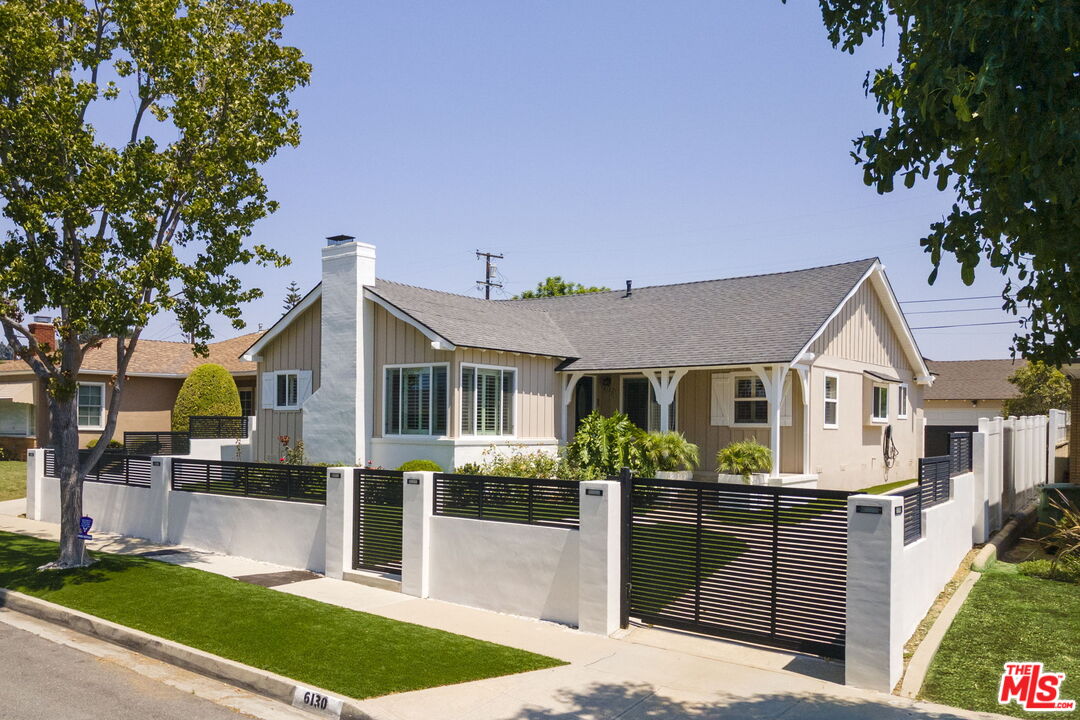 6130 Flores Ave