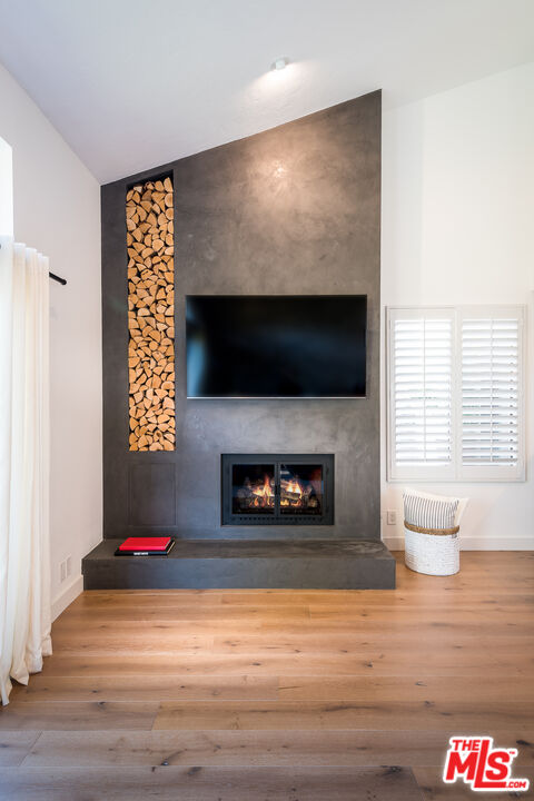 1625 Michael LN