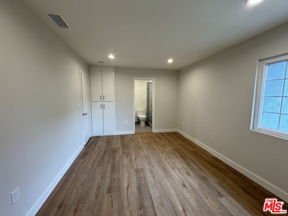 235 S Delano St