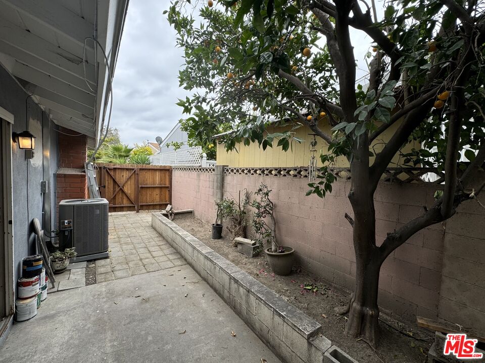 235 S Delano St