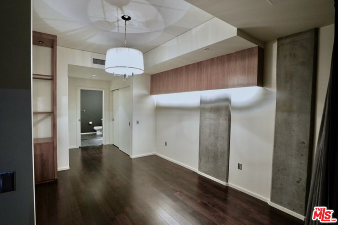 1155 S Grand Ave Unit: 912