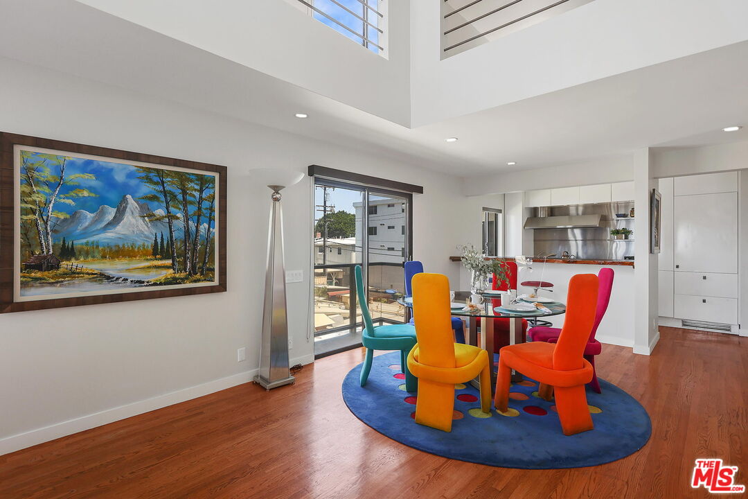 833 OCEAN AVE Unit: 302