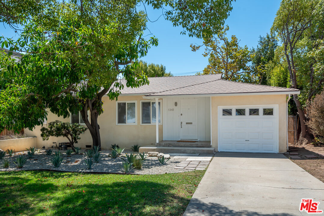 3265 Military Ave