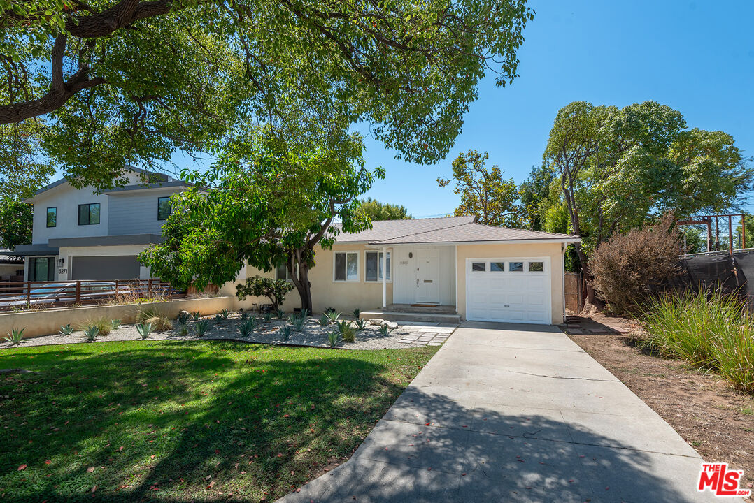 3265 Military Ave