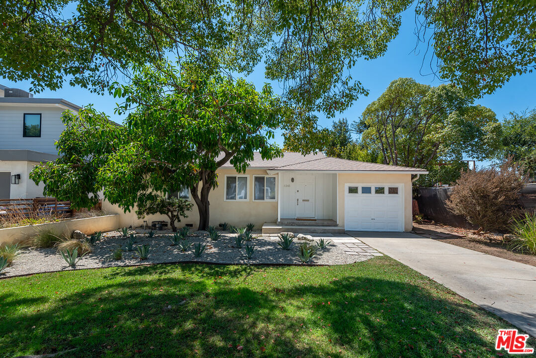 3265 Military Ave