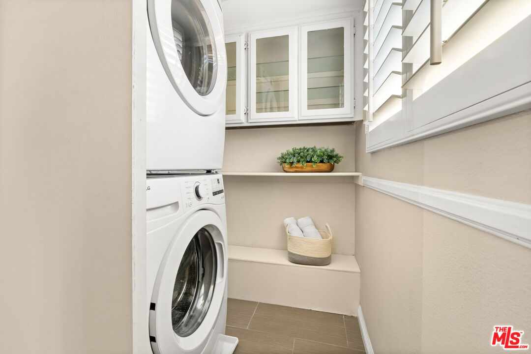 12930 Valleyheart Dr Unit: 4
