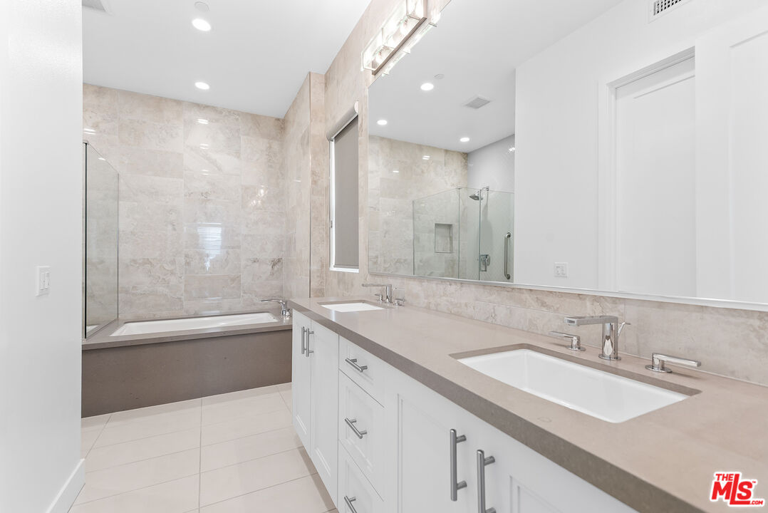 12763 Shell Pl Unit: 1