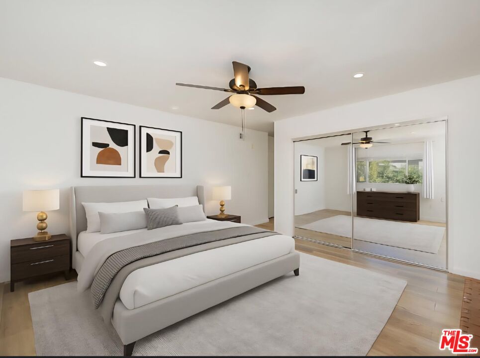 12801 Moorpark St Unit: 313