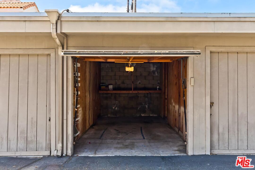 2508 Arizona Ave Unit: 3