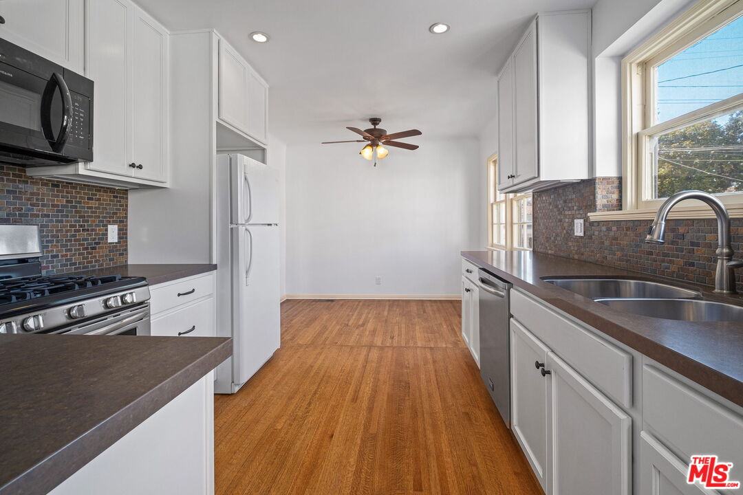 6059 Packard St
