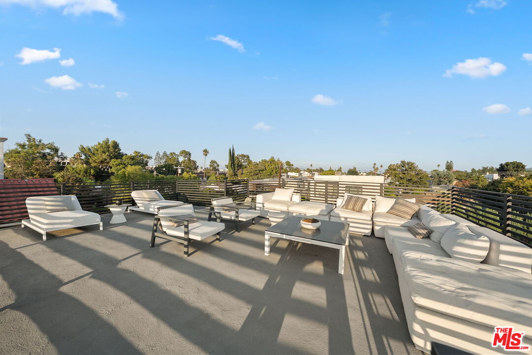 4532 Calhoun Ave