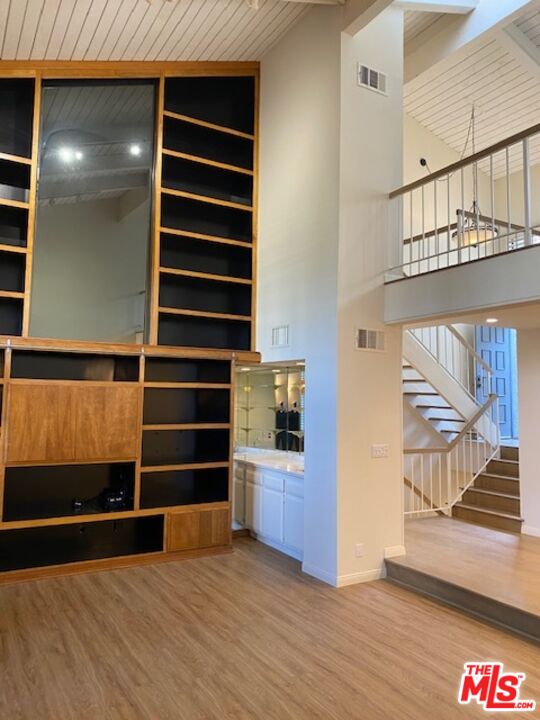 1937 S Beverly Glen Blvd Unit: 46