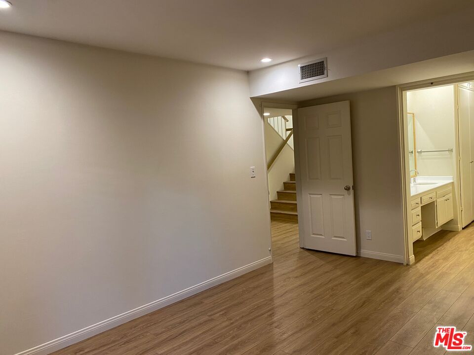 1937 S Beverly Glen Blvd Unit: 46