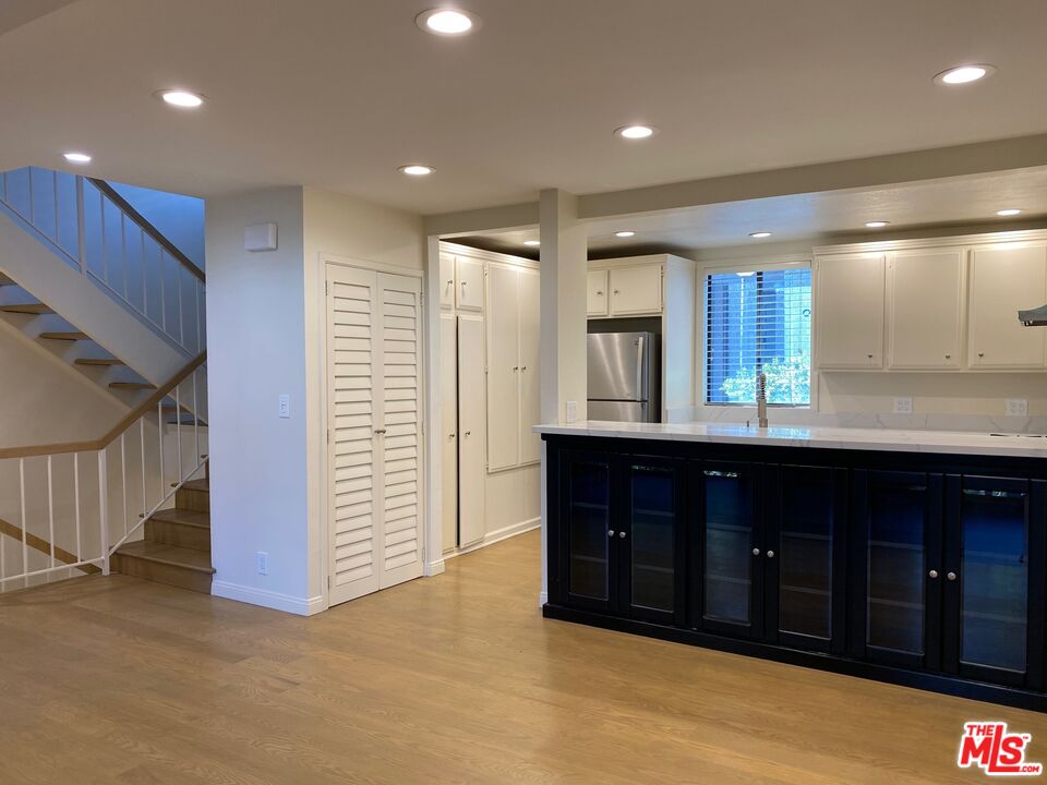 1937 S Beverly Glen Blvd Unit: 46