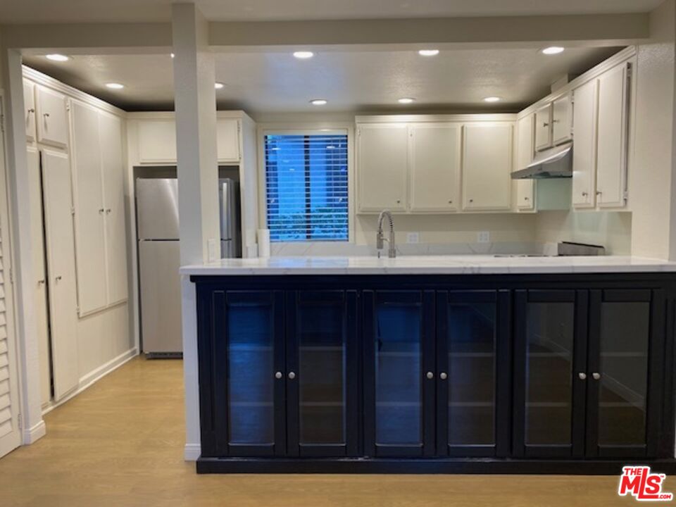1937 S Beverly Glen Blvd Unit: 46