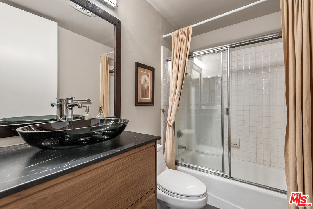 1875 S Beverly Glen Blvd Unit: 106