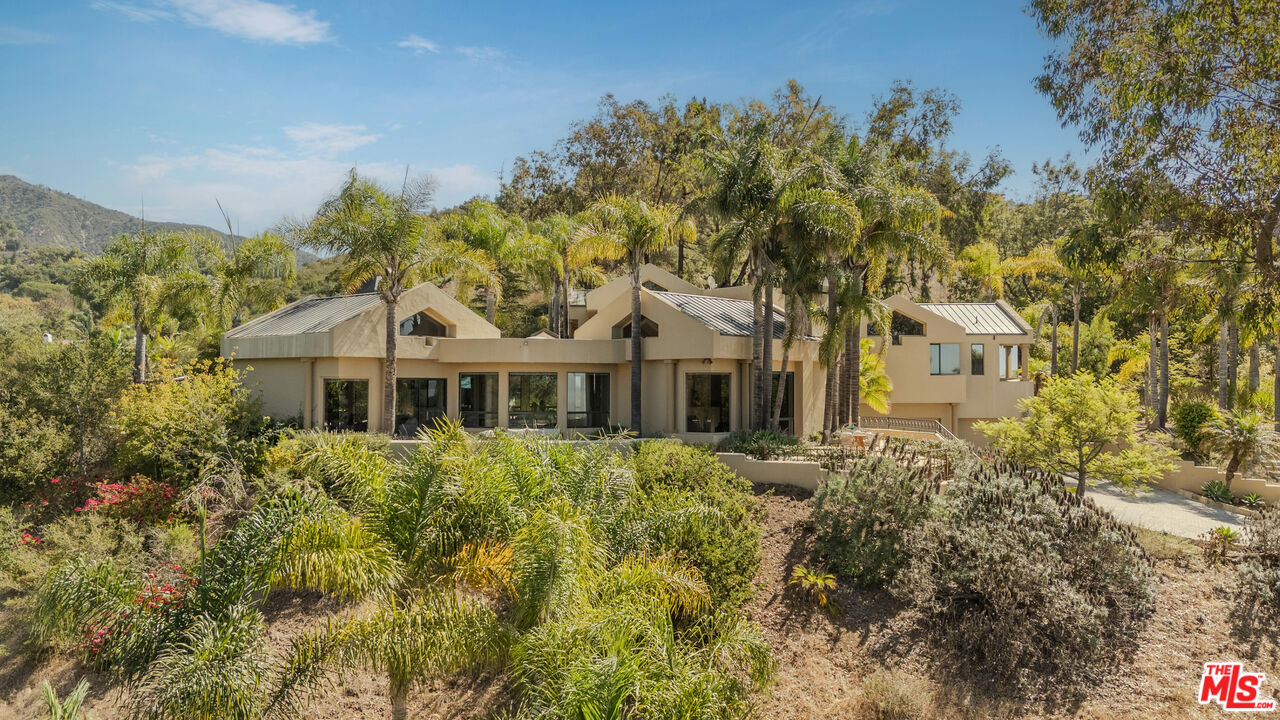 2891 Hidden Valley Ln