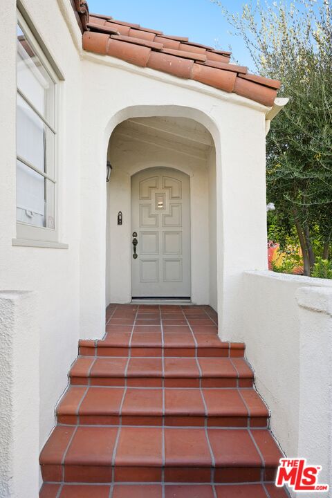 6502 Commodore Sloat Dr