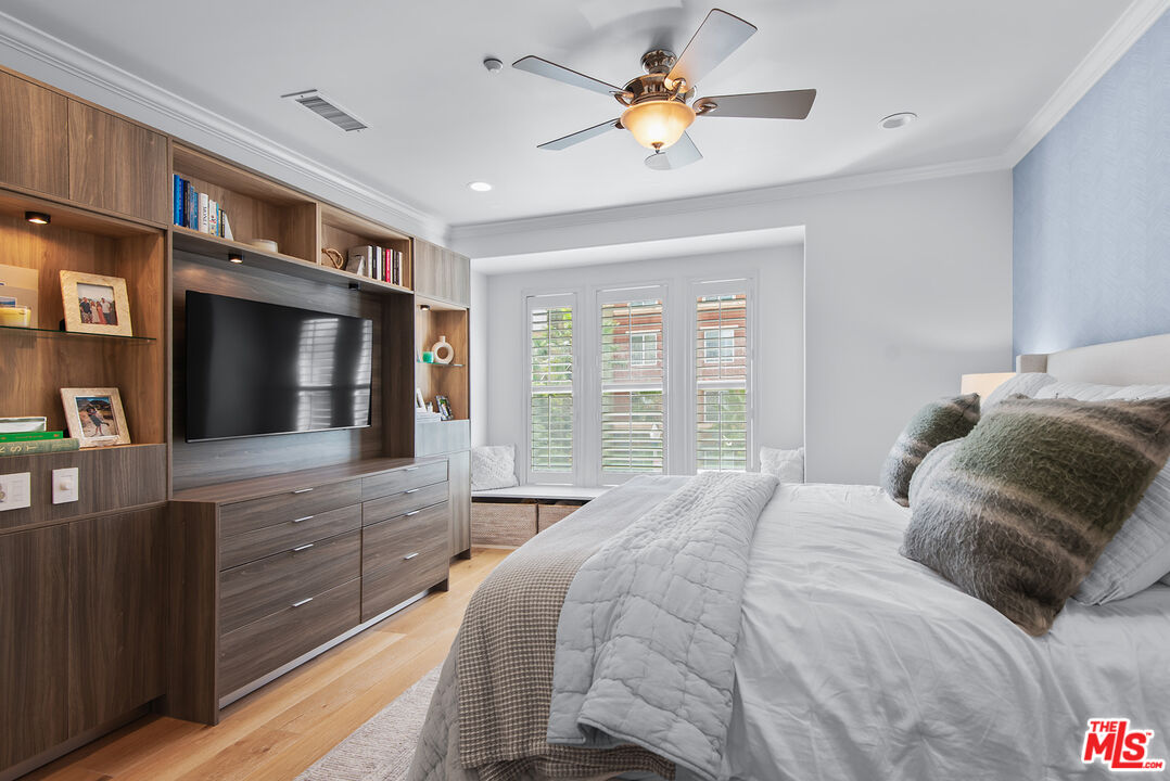 6010 Celedon Crk Unit: 10