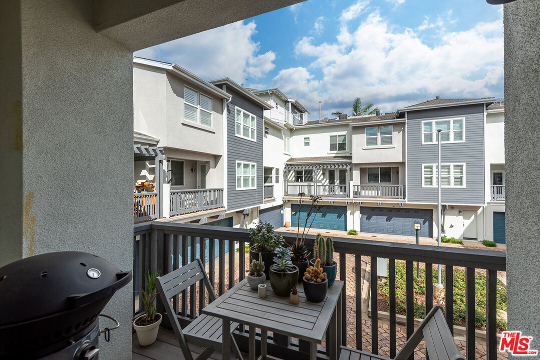 6010 Celedon Crk Unit: 10
