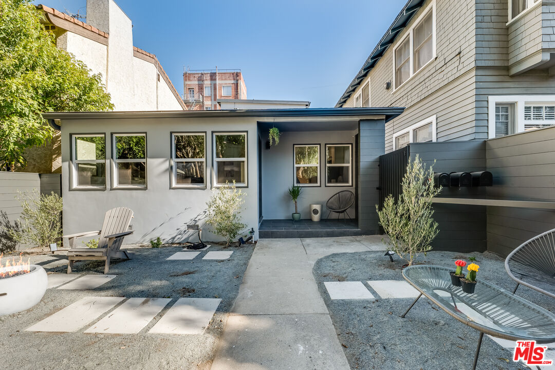 24 20th Ave