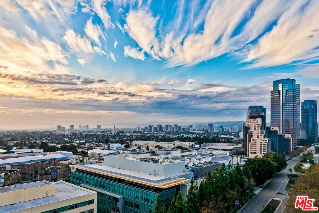 2220 Avenue Of The Stars Unit: 1706