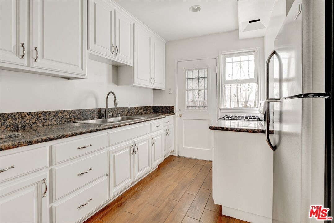 142 N Hamilton Dr Unit: Unit A