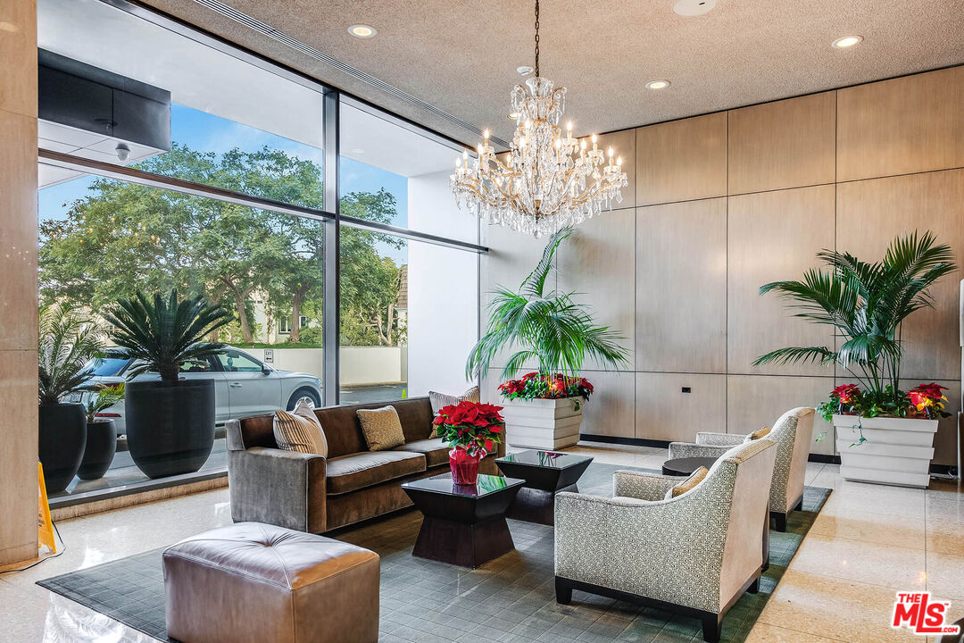 2222 Avenue Of The Stars Unit: 1701