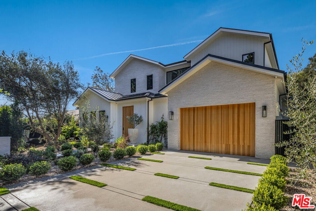315 Veteran Ave