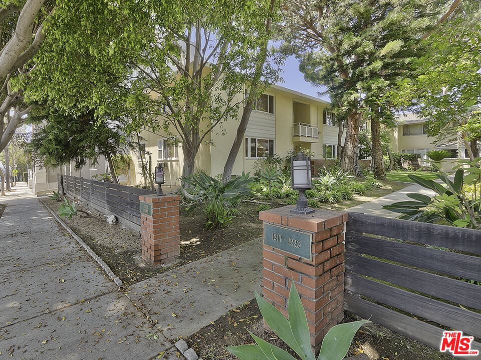 1219 N Crescent Heights Blvd Unit: C
