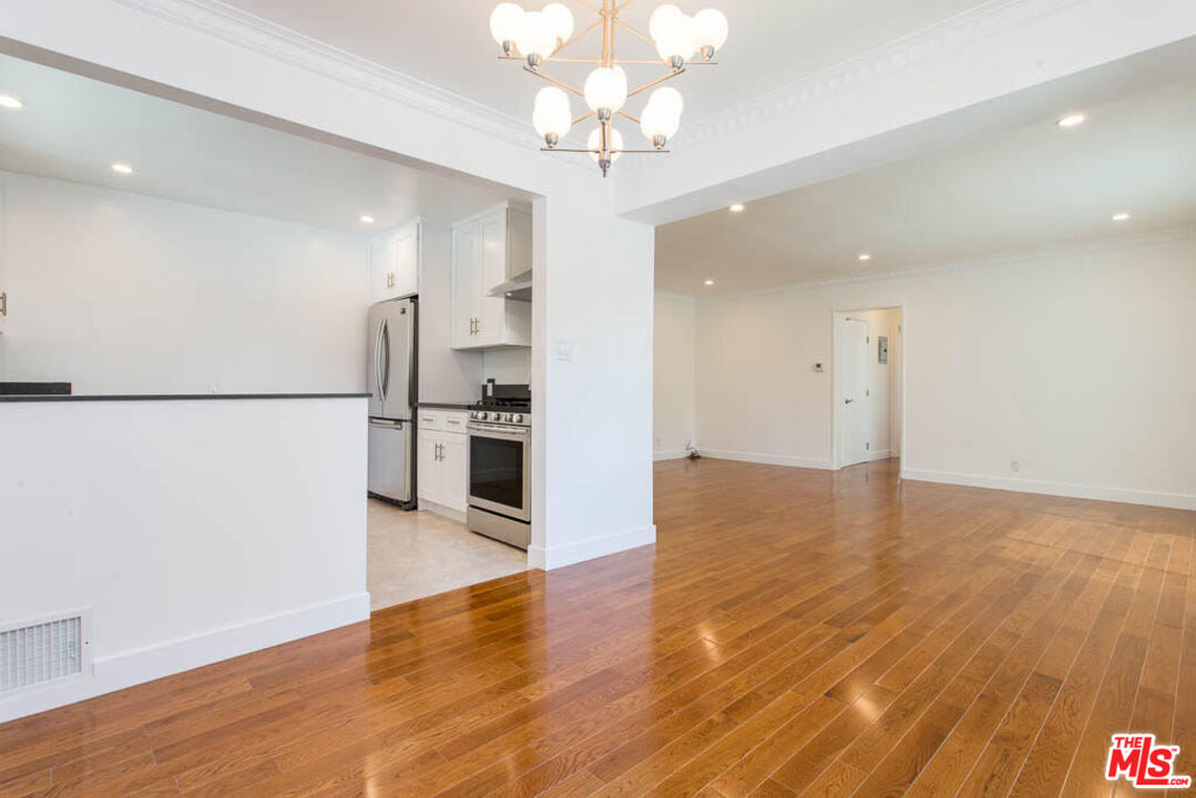 1204 N Crescent Heights Blvd Unit: 1