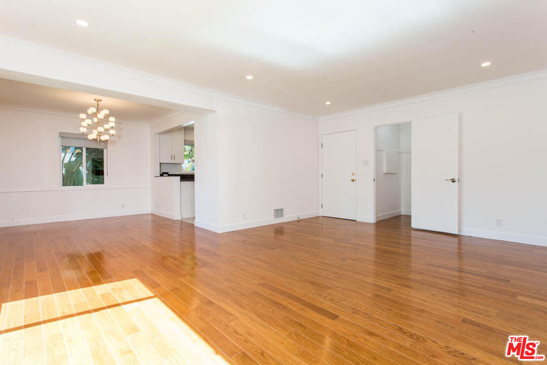 1204 N Crescent Heights Blvd Unit: 1