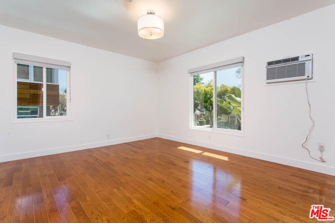 1204 N Crescent Heights Blvd Unit: 1