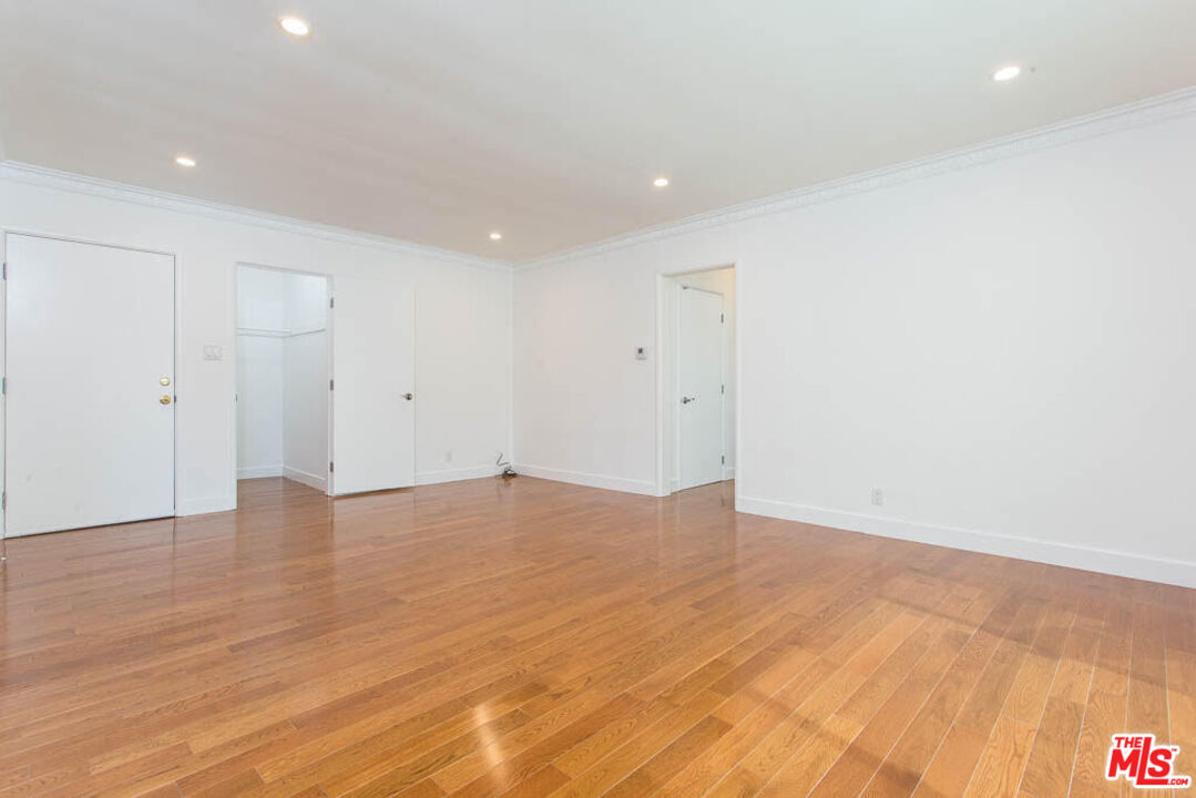1204 N Crescent Heights Blvd Unit: 1