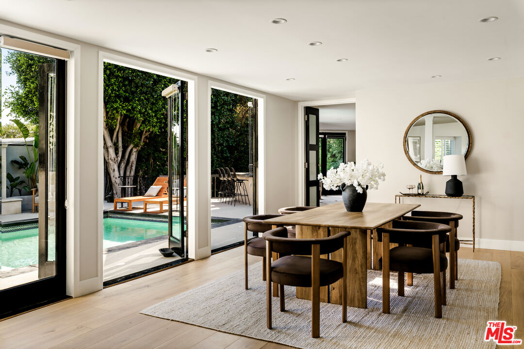 1143 Sierra Alta Way