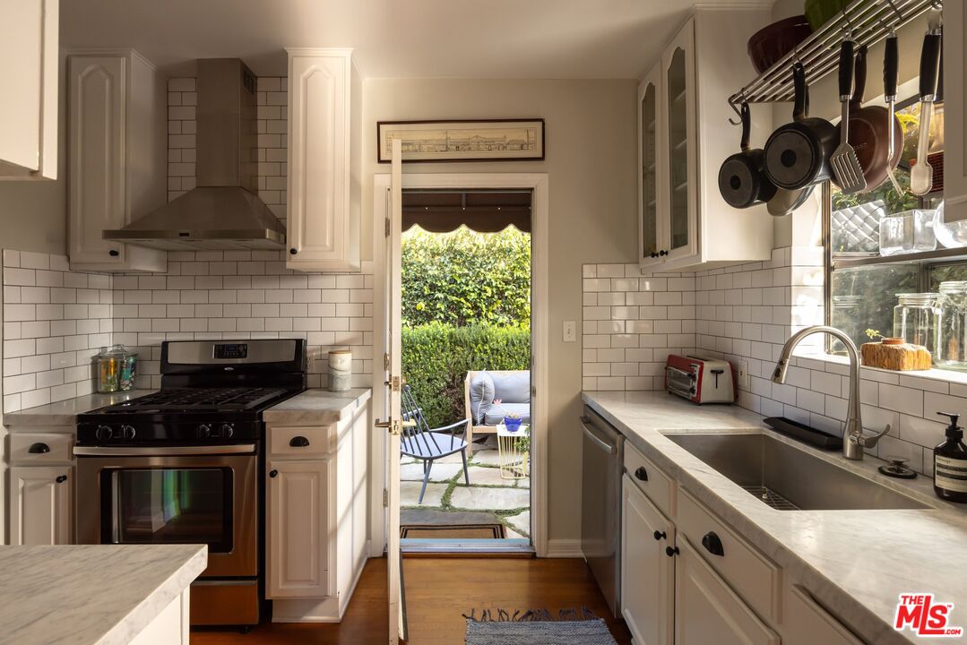 4070 Lafayette Pl Unit: C